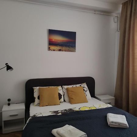 Nice Studio In Old Town Бухарест Екстер'єр фото
