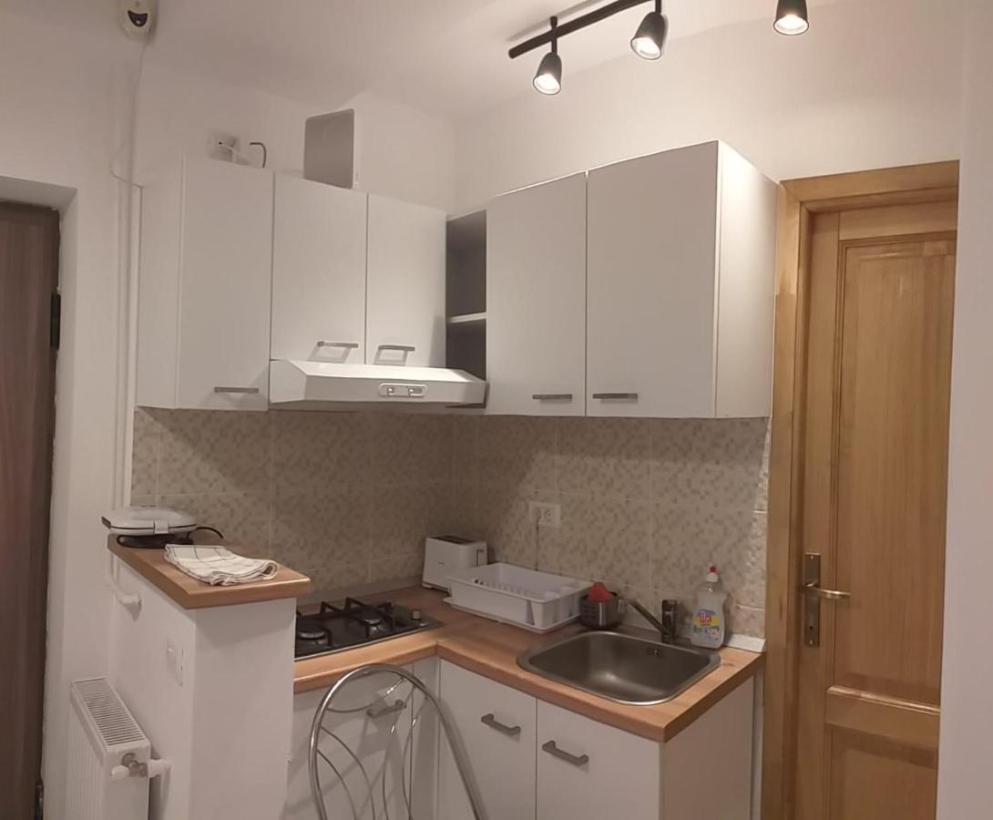 Nice Studio In Old Town Бухарест Екстер'єр фото