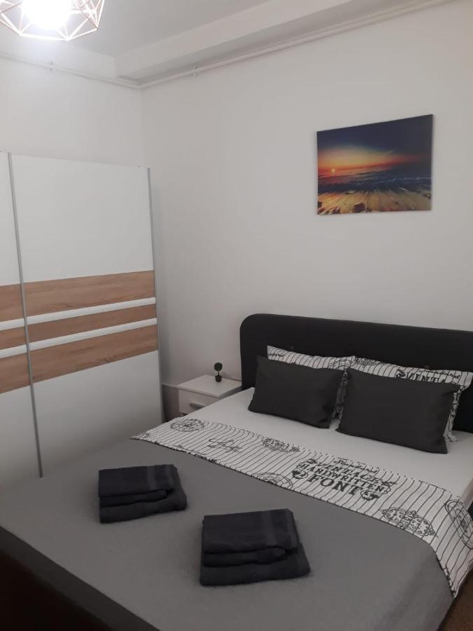 Nice Studio In Old Town Бухарест Екстер'єр фото